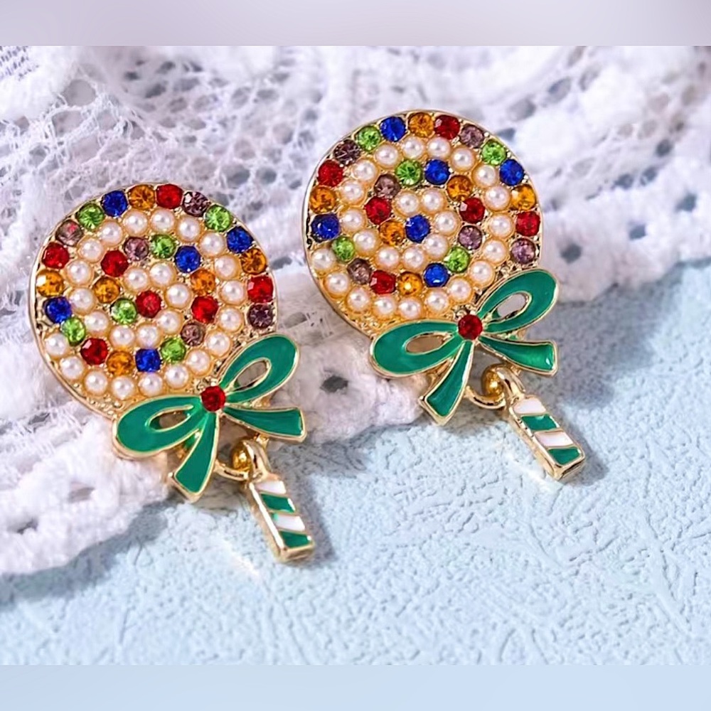 🍭 Bejewelled and Pearl Lollipop Stud Earrings.